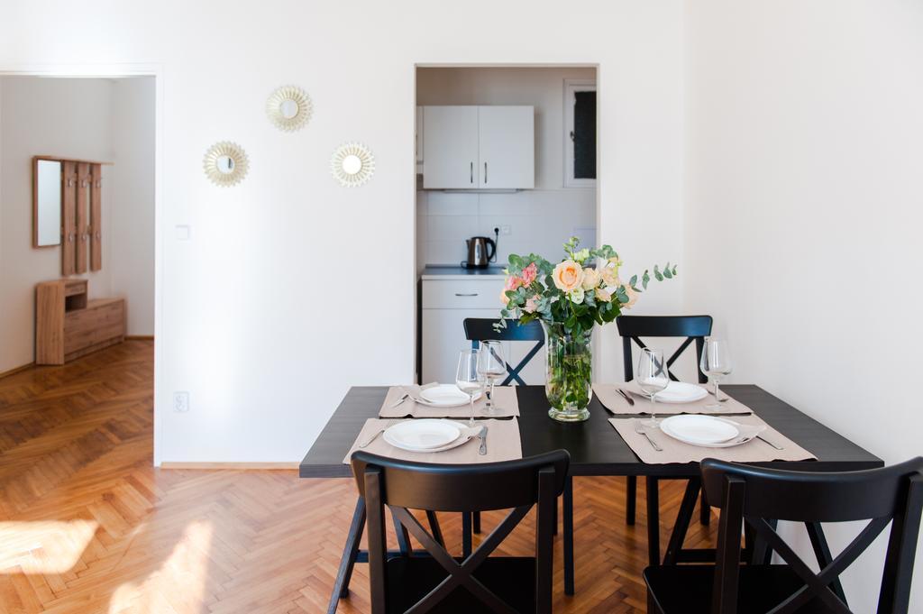 Stunning Design Apartment Prague Exterior photo